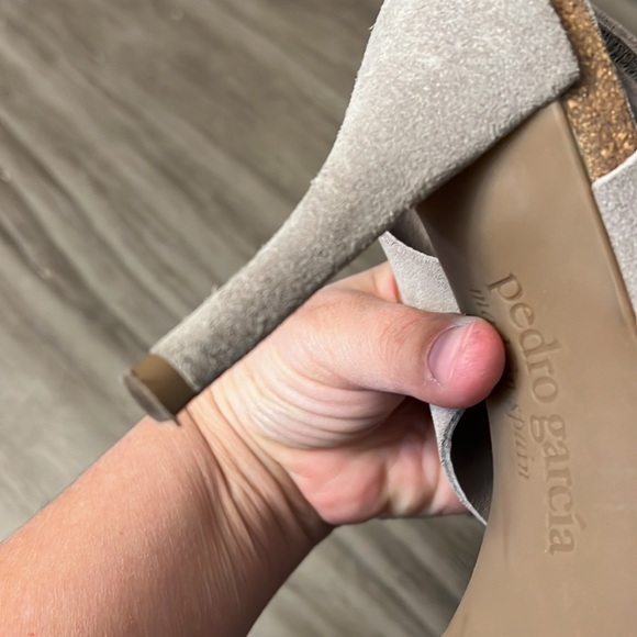 PEDRO GARCIA GRAY SUEDE HEELS 38= 8 US - Picture 8 of 17